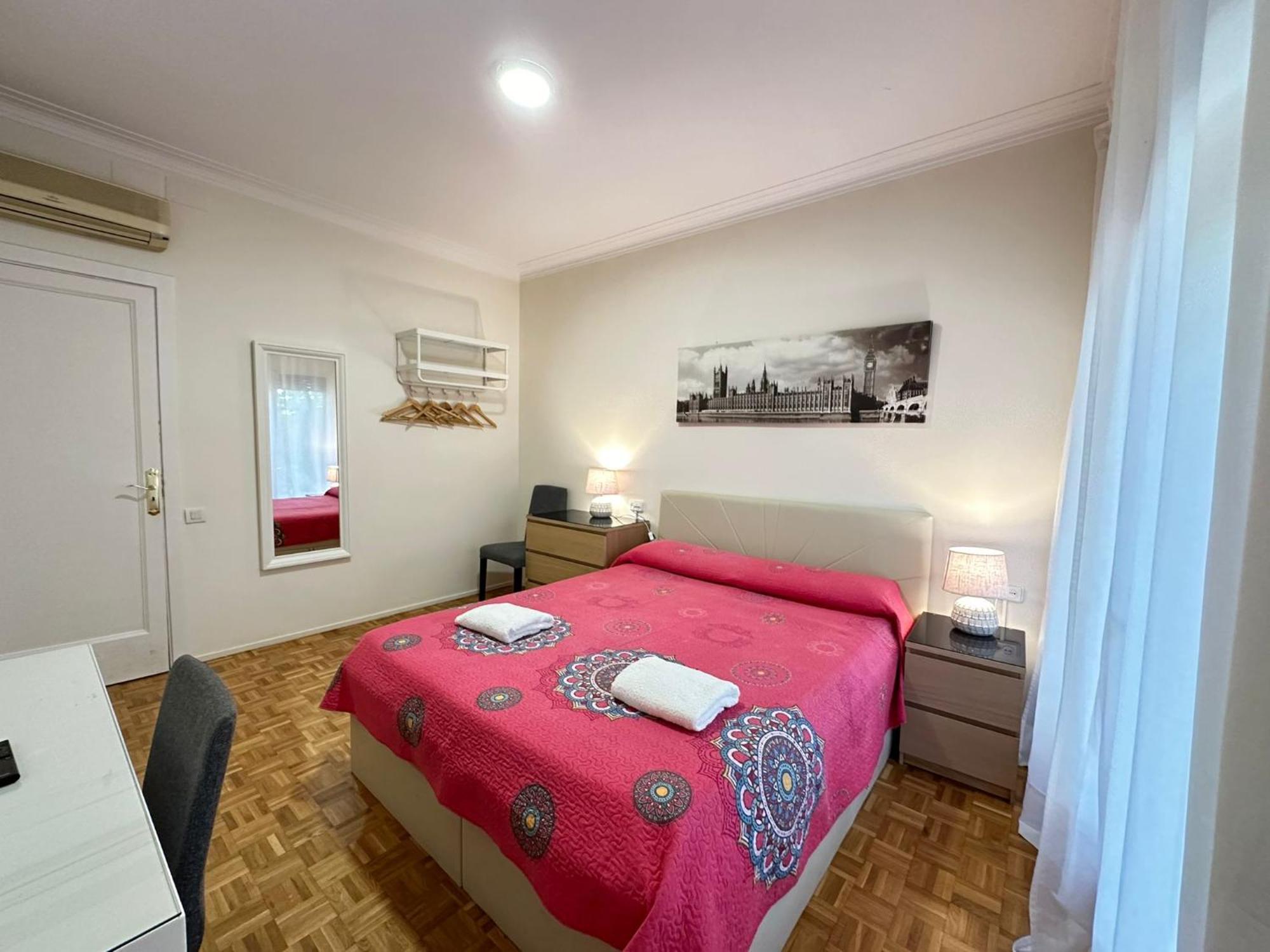 Rooms Villaroel Βαρκελώνη Εξωτερικό φωτογραφία